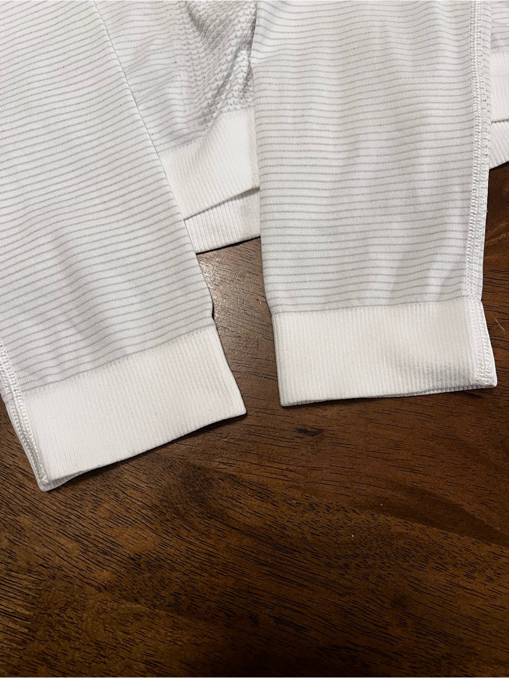 Lululemon Swiftly Tech Long Sleeve (Breeze) *Relaxed Fit Size 10 - Picture 14 of 14
